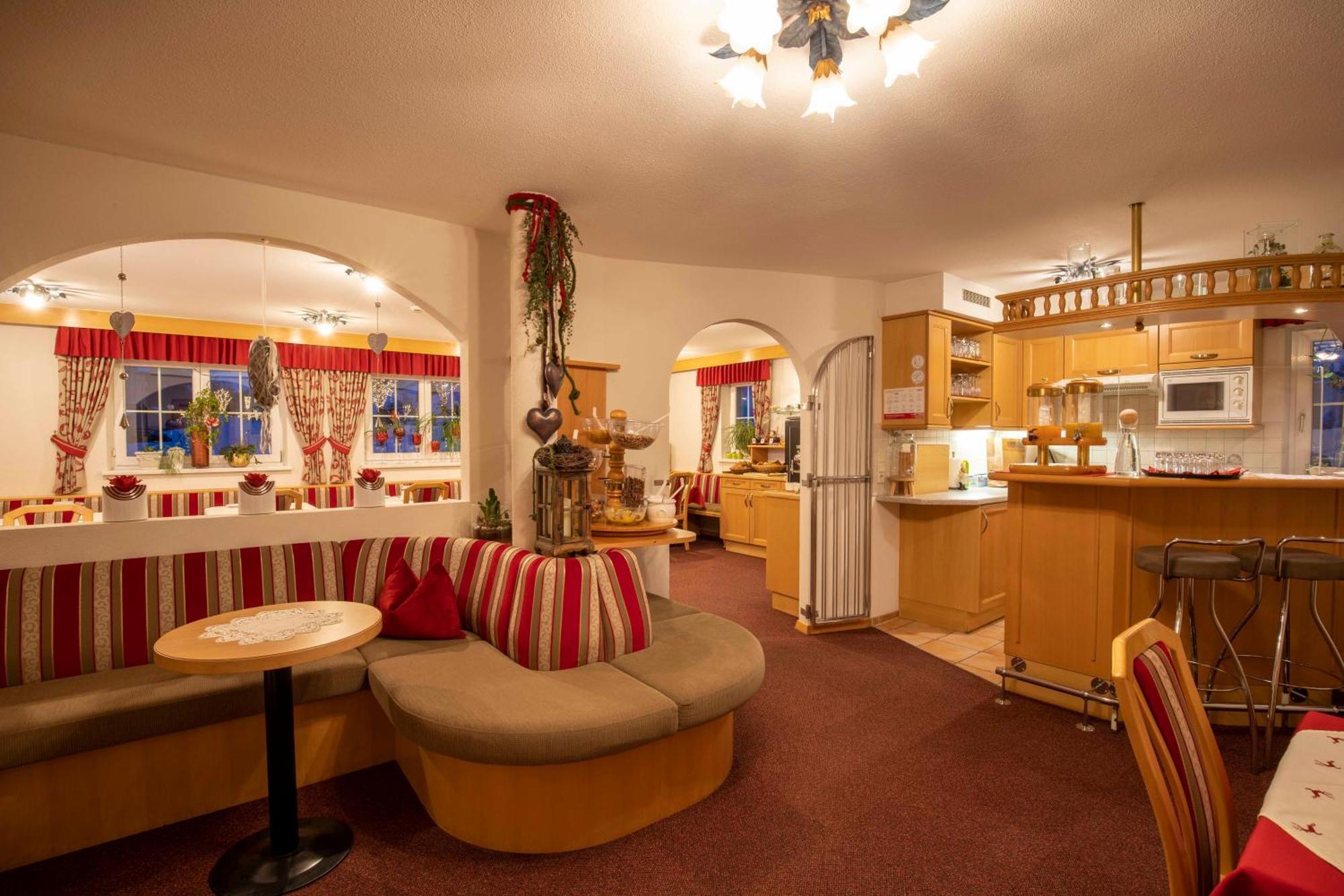 Gidis Hof Hotel Ischgl Buitenkant foto